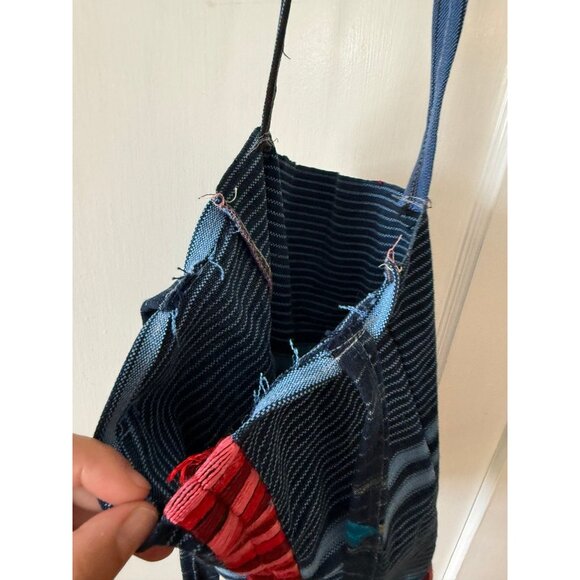 Handwoven Blue and Red Tote Bag - Picture 11 of 12